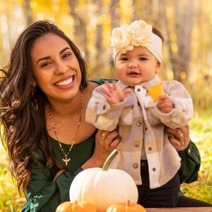 Meet your Posher, Yesenia